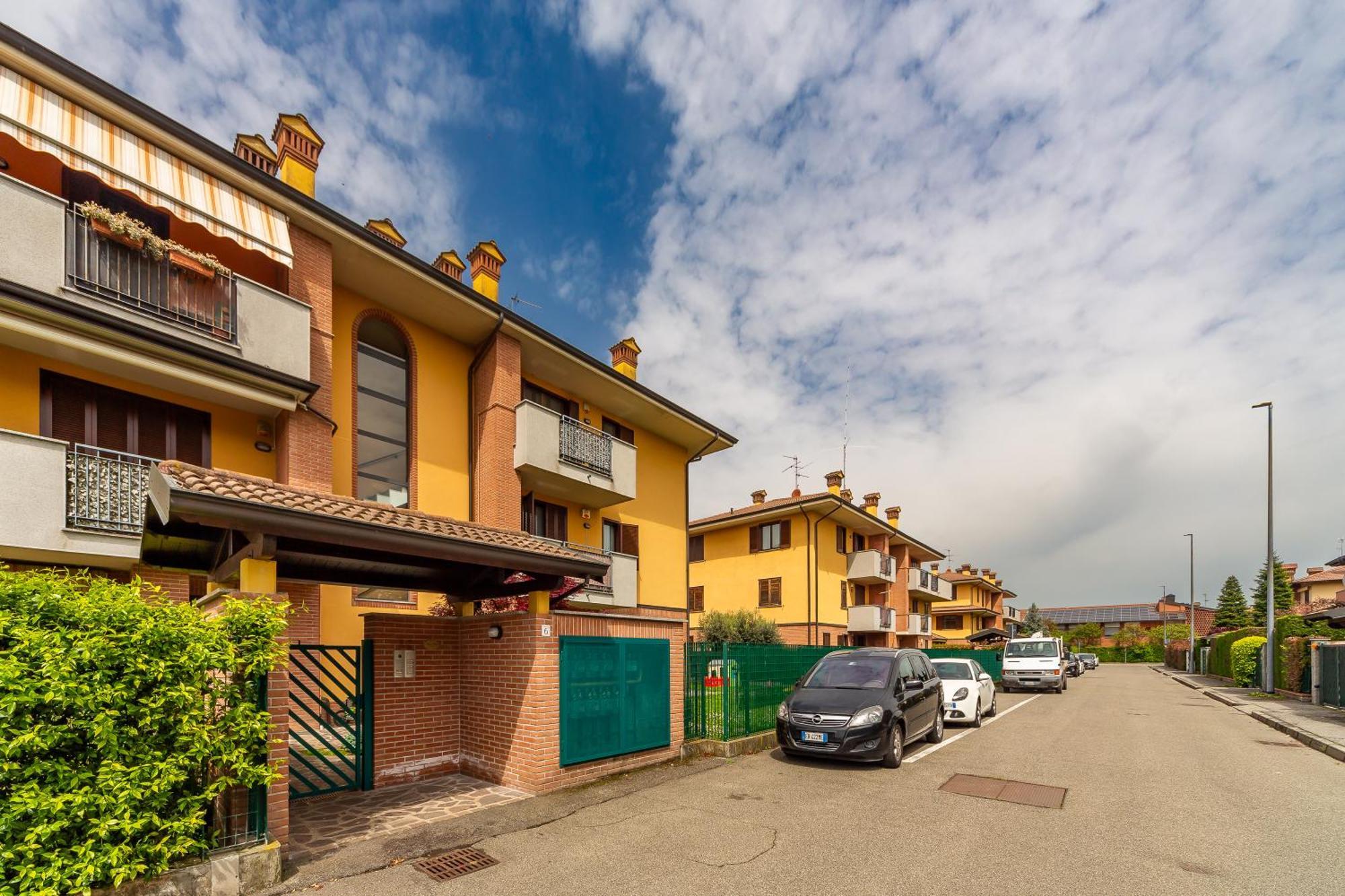 El Sol Residence - Modern House Near Milan Dresano Exterior photo